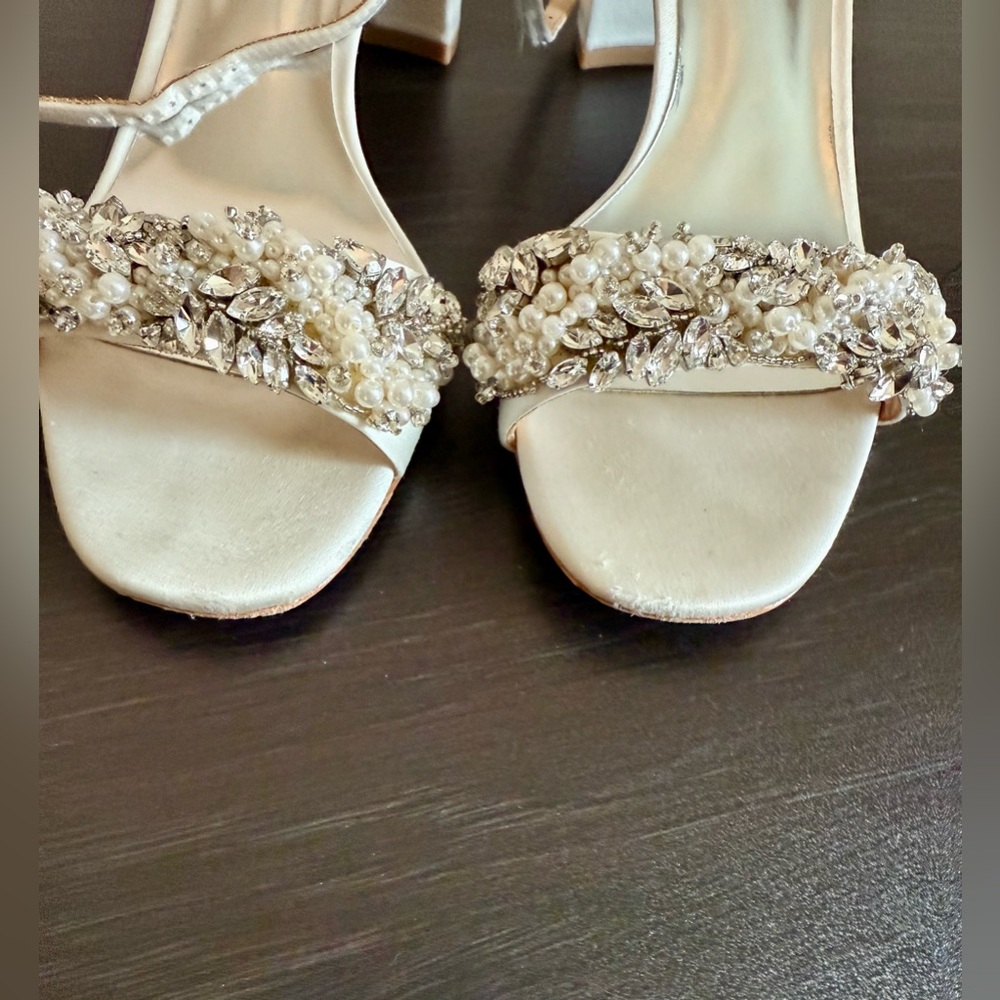 Badgley Mischka Clara Embellished Strap Evening Shoe - Size 6.5, Soft White - Picture 7 of 10